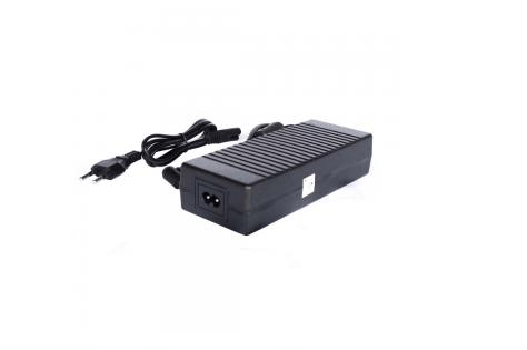 Fonte 12V 10A Bivolt FC1210EN para CFTV e LED